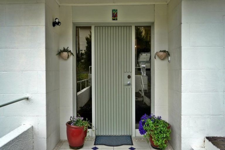 Photo of property in 14 Avon Street, South Hill, Oamaru, 9400