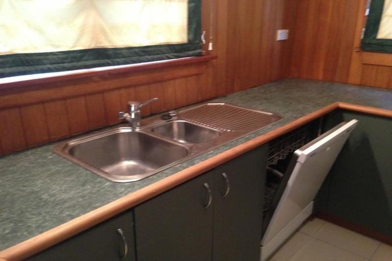 Photo of property in 25 Bordesley Street, Phillipstown, Christchurch, 8011