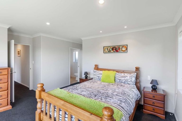 Photo of property in 44 Willowside Place, Amberley, 7410