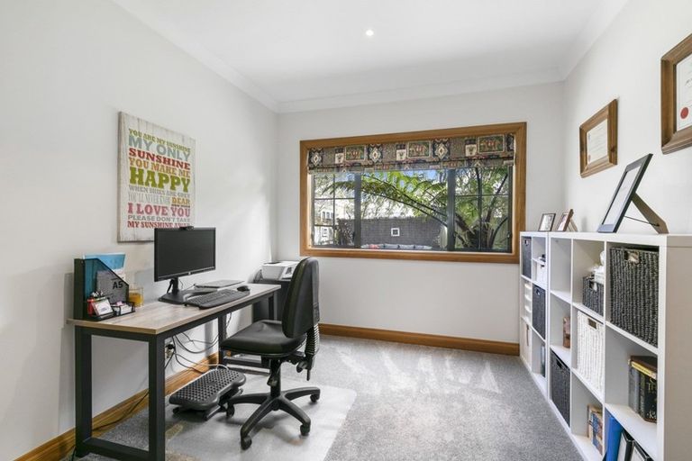 Photo of property in 5a Kauri Street, Woburn, Lower Hutt, 5011