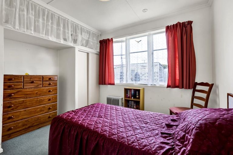 Photo of property in 2 Denmark Terrace, Midhirst, Stratford, 4394