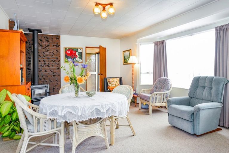 Photo of property in 4 Danvers Street, Havelock North, 4130