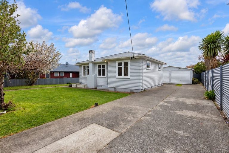 Photo of property in 11 Hereford Street, Levin, 5510