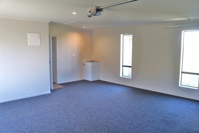 Photo of property in 48 Ocean View Rise, Ruakaka, 0116