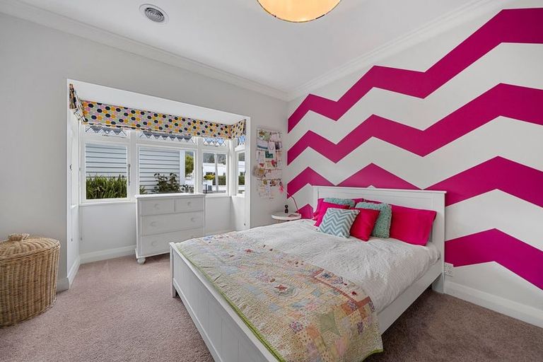 Photo of property in 7 Junction Street, Fairfield, Lower Hutt, 5011