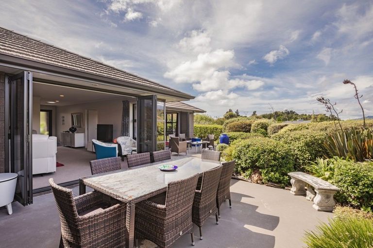 Photo of property in 9 Angus Way, Nikau Valley, Paraparaumu, 5032
