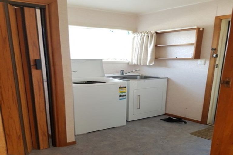 Photo of property in 1/24 Hori Street, Vogeltown, New Plymouth, 4310