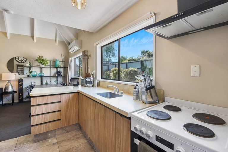 Photo of property in 31b Larch Place, Casebrook, Christchurch, 8051