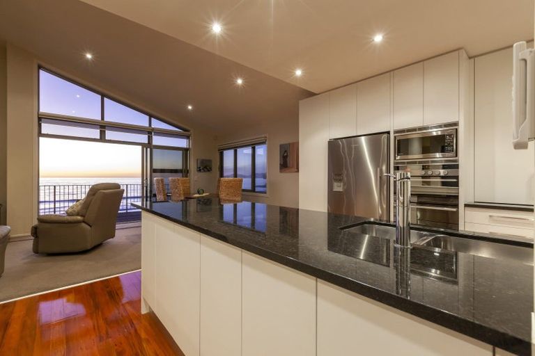 Photo of property in 52 The Parade, Paekakariki, 5034