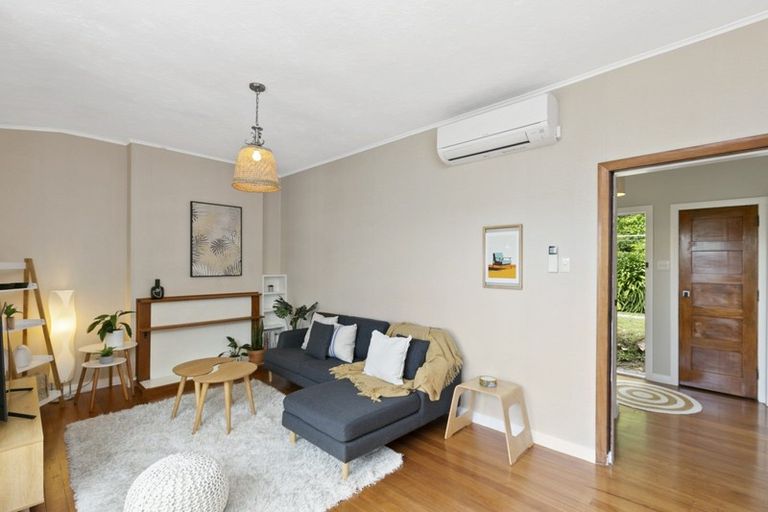 Photo of property in 147 Cockayne Road, Khandallah, Wellington, 6035