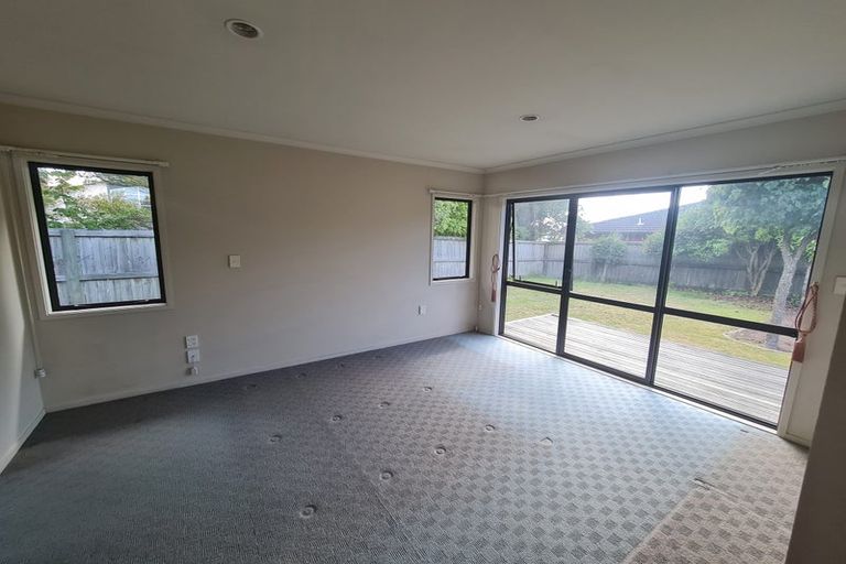 Photo of property in 4 Owhatiura Drive, Lynmore, Rotorua, 3010