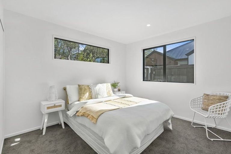Photo of property in 26a Middlepark Road, Sockburn, Christchurch, 8042