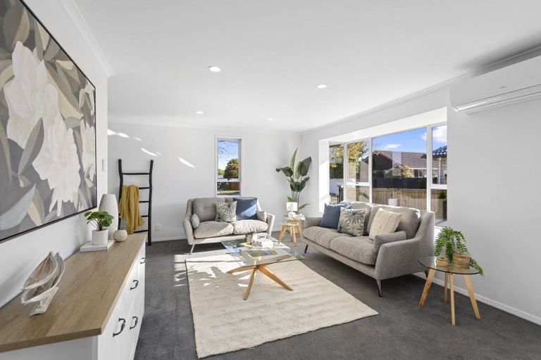 Photo of property in 16 Daytona Place, Parklands, Christchurch, 8083