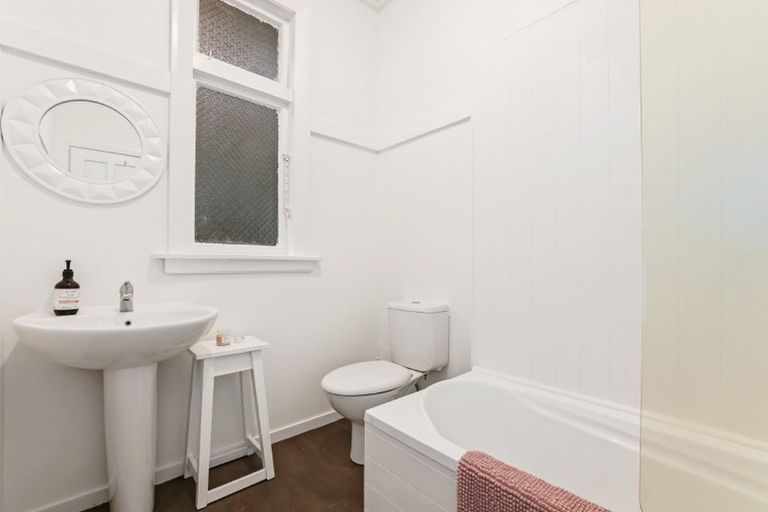 Photo of property in 80 Malcolm Avenue, Beckenham, Christchurch, 8023