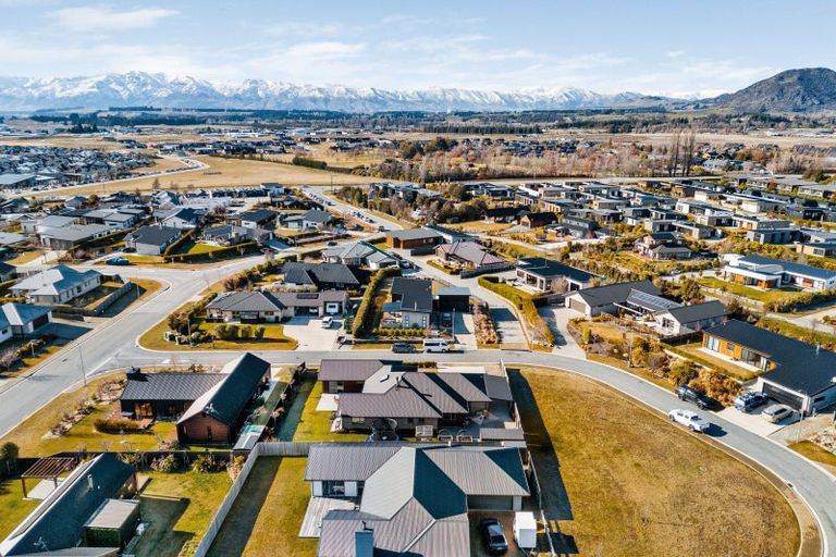 Photo of property in 11 Turnbull Crescent, Wanaka, 9305