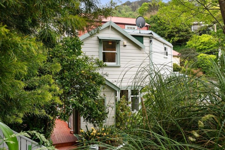 Photo of property in 210 Sydney Street West, Thorndon, Wellington, 6011