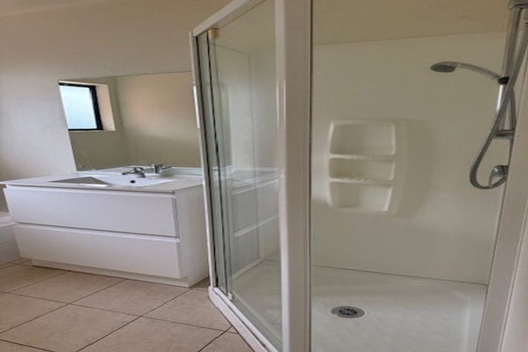 Photo of property in 1a Newbury Street, Awapuni, Palmerston North, 4412