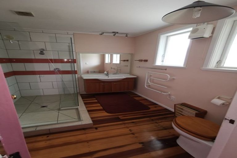 Photo of property in 416 Stokes Valley Road, Stokes Valley, Lower Hutt, 5019