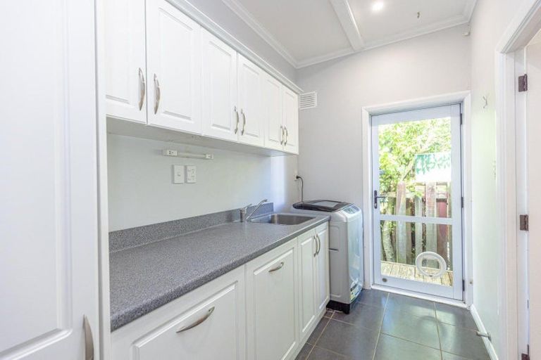 Photo of property in 4 Porritt Street, Saint Johns Hill, Whanganui, 4500