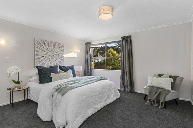 Photo of property in 16a Rawhiti Street, Stokes Valley, Lower Hutt, 5019