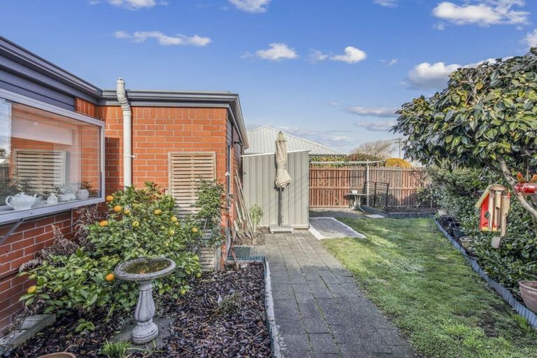Photo of property in 3/56 Merrin Street, Avonhead, Christchurch, 8042