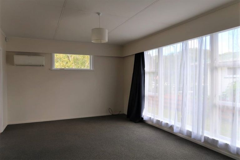 Photo of property in 63 Parkway, Wainuiomata, Lower Hutt, 5014