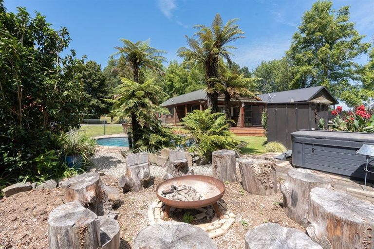 Photo of property in 77 Lee Martin Road, Tamahere, Cambridge, 3493