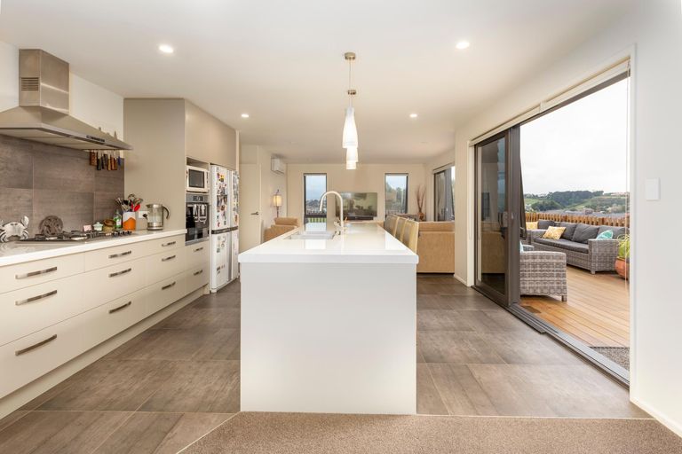 Photo of property in 51 Anselmi Ridge Road, Pukekohe, 2120