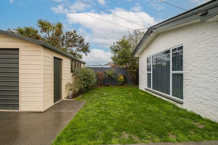 Photo of property in 175 Beach Road, North New Brighton, Christchurch, 8083