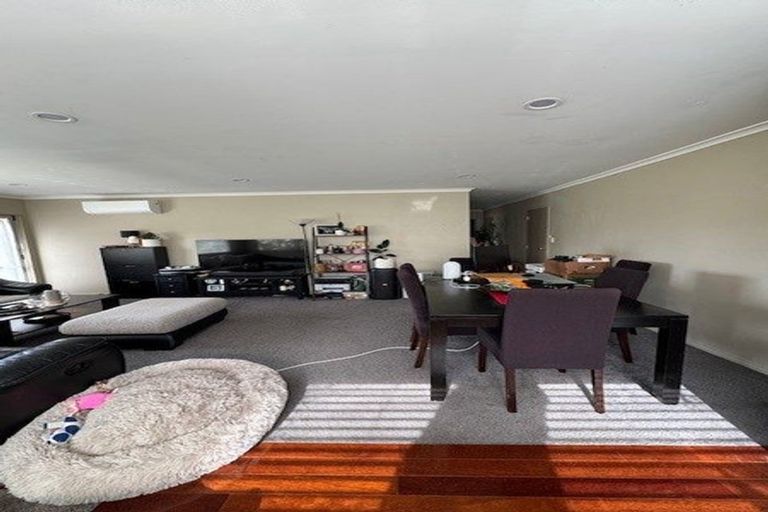 Photo of property in 54 Helvetia Drive, Browns Bay, Auckland, 0630