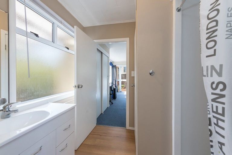 Photo of property in 13 Koromiko Avenue, Hawera, 4610