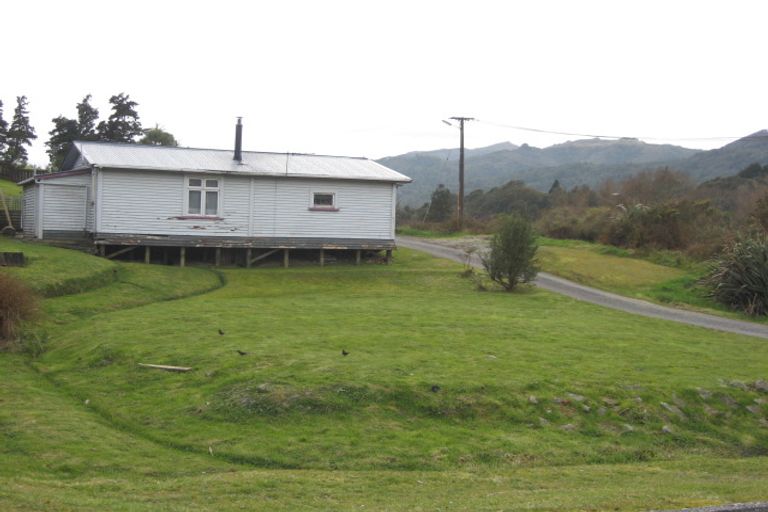 Photo of property in 14 Pitt Street, Runanga, 7803