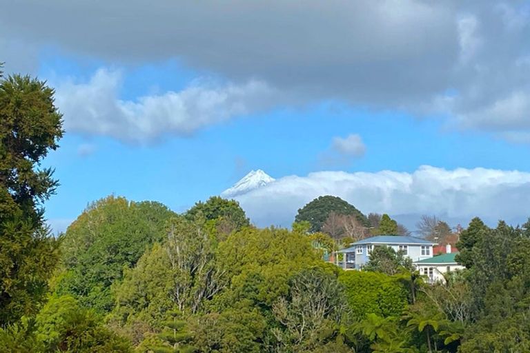 Photo of property in 11 Tasman Street, Vogeltown, New Plymouth, 4310