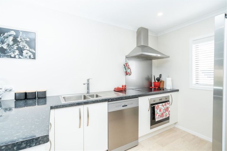 Photo of property in 2/28 Mahoe Street, Melville, Hamilton, 3206