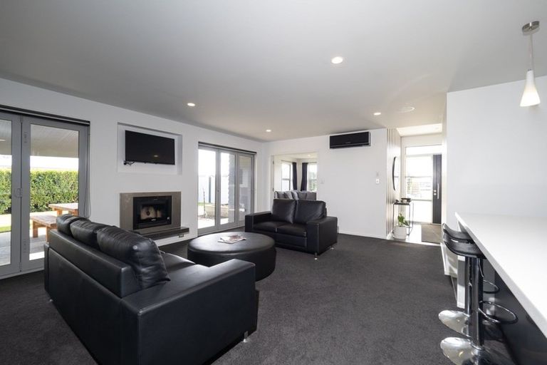 Photo of property in 12 Torbay Avenue, Huntingdon, Ashburton, 7774