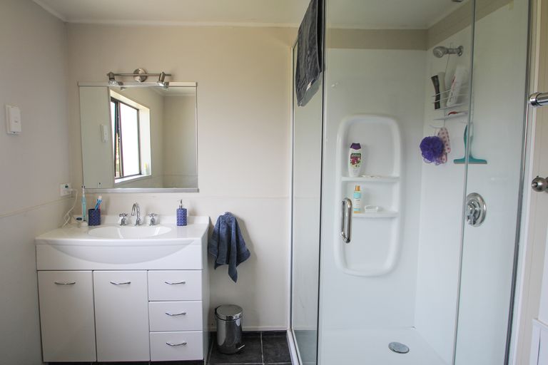 Photo of property in 5 Whiterocks Road, Weston, Oamaru, 9401