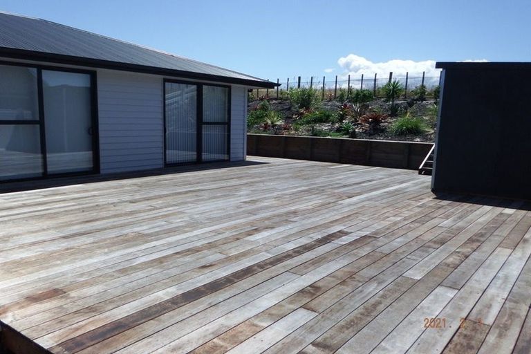 Photo of property in 62 Stace Hopper Drive, One Tree Point, 0118