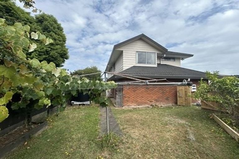 Photo of property in 3/8 Solana Court, Botany Downs, Auckland, 2010
