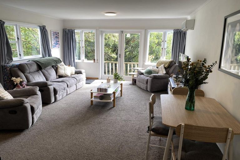 Photo of property in 14 Trelissick Crescent, Ngaio, Wellington, 6035