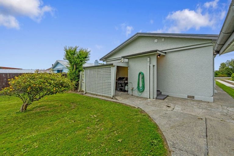 Photo of property in 5 Reserve Road, Longburn, Palmerston North, 4412