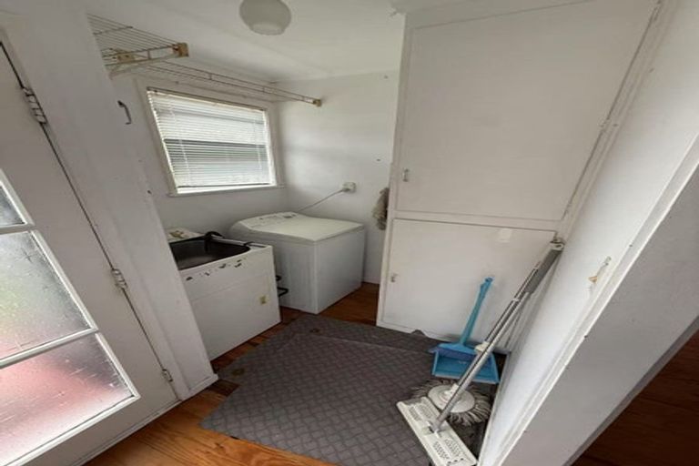 Photo of property in 6 Arosa Place, Forrest Hill, Auckland, 0620