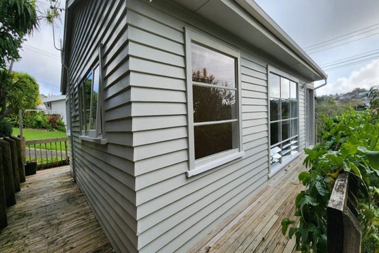 Photo of property in 38 Newhaven Terrace, Mairangi Bay, Auckland, 0630