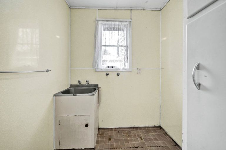 Photo of property in 457 Broadway, Stratford, 4332