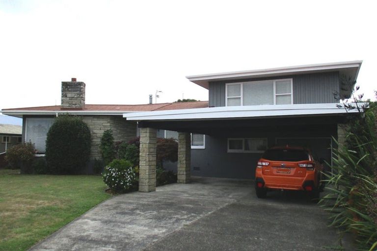 Photo of property in 41 Fairview Avenue, Feilding, 4702