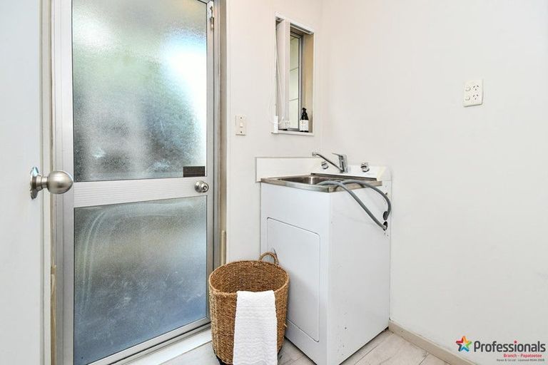 Photo of property in 183 Coxhead Road, Wattle Downs, Auckland, 2103