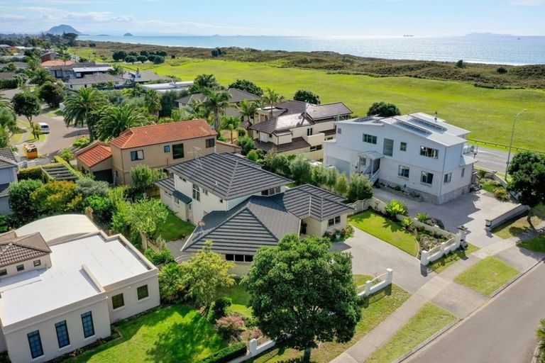 Photo of property in 4 Bermuda Drive, Papamoa Beach, Papamoa, 3118