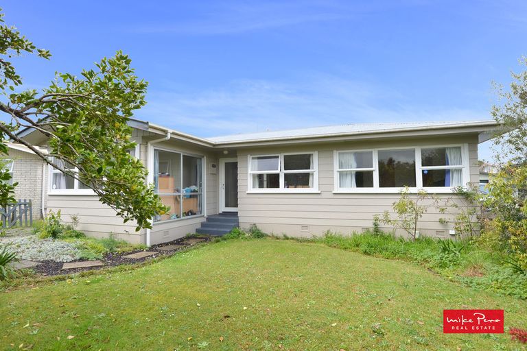 Photo of property in 17 Avon Street, Tikipunga, Whangarei, 0112