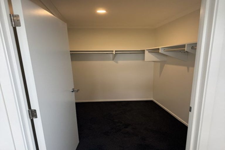 Photo of property in 39 Kaurinui Crescent, One Tree Point, 0118
