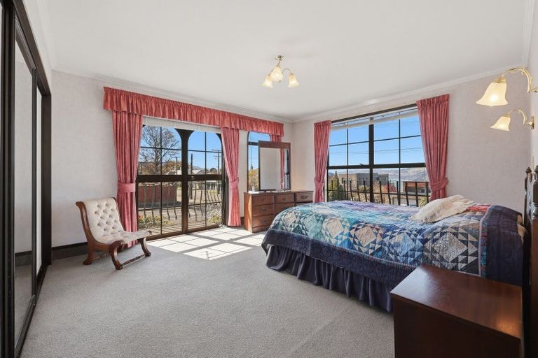 Photo of property in 27 Granville Terrace, Belleknowes, Dunedin, 9011