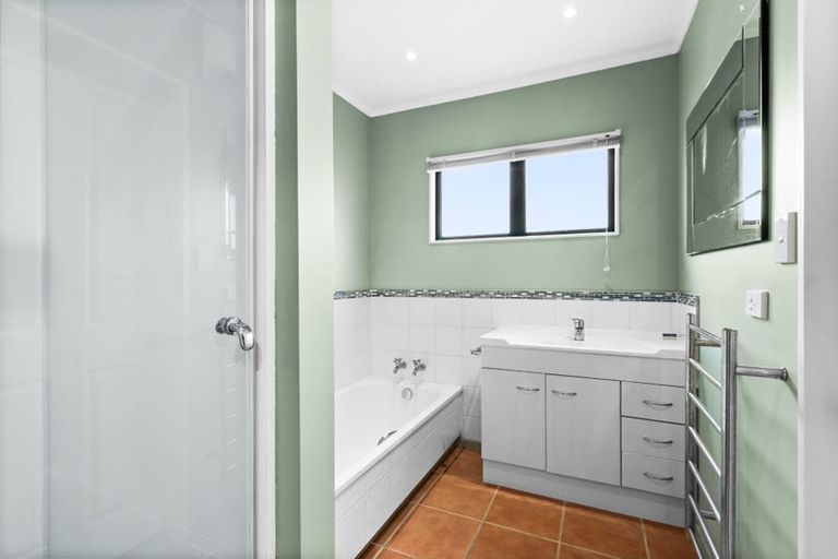 Photo of property in 199 Frimley Oaks, Frimley, Hastings, 4120